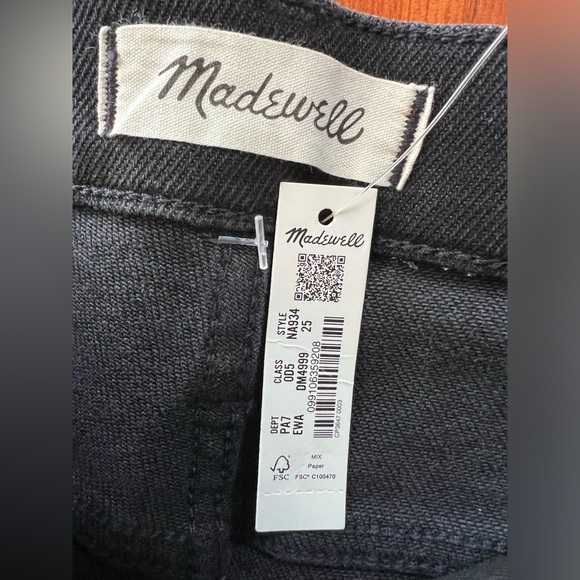 NWT Madewell Cali Demi-Boot Jeans in Edmunds Wash: Raw-Hem Edition - 25 - Black - Picture 9 of 9
